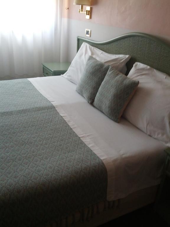 Hotel Villa Tiziana البندقية-ليدو المظهر الخارجي الصورة