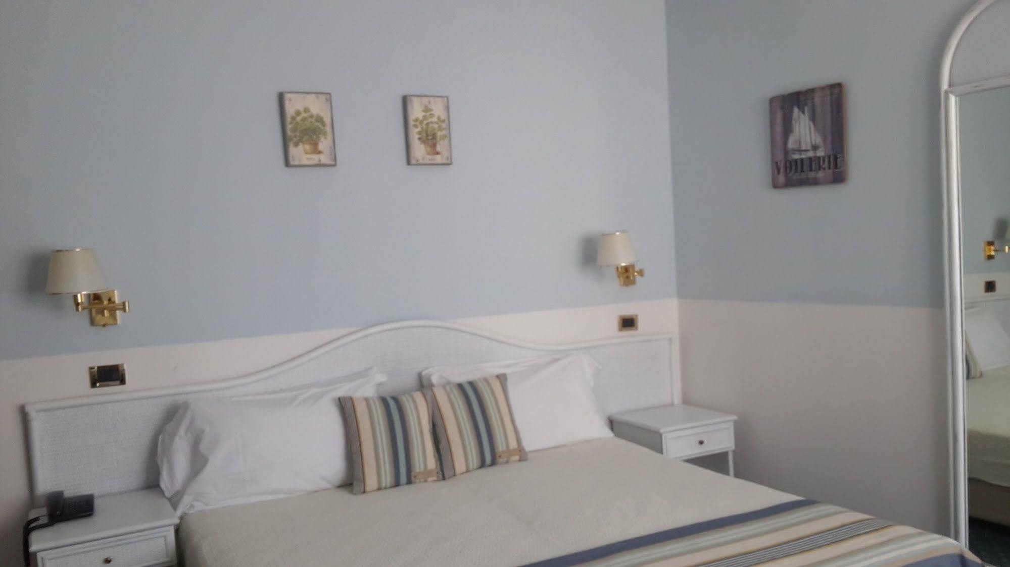 Hotel Villa Tiziana البندقية-ليدو المظهر الخارجي الصورة