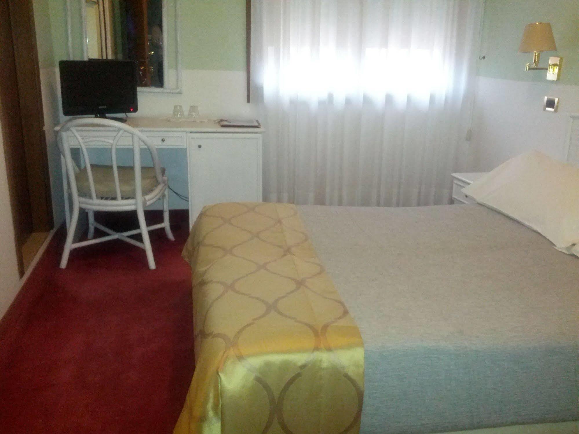 Hotel Villa Tiziana البندقية-ليدو المظهر الخارجي الصورة