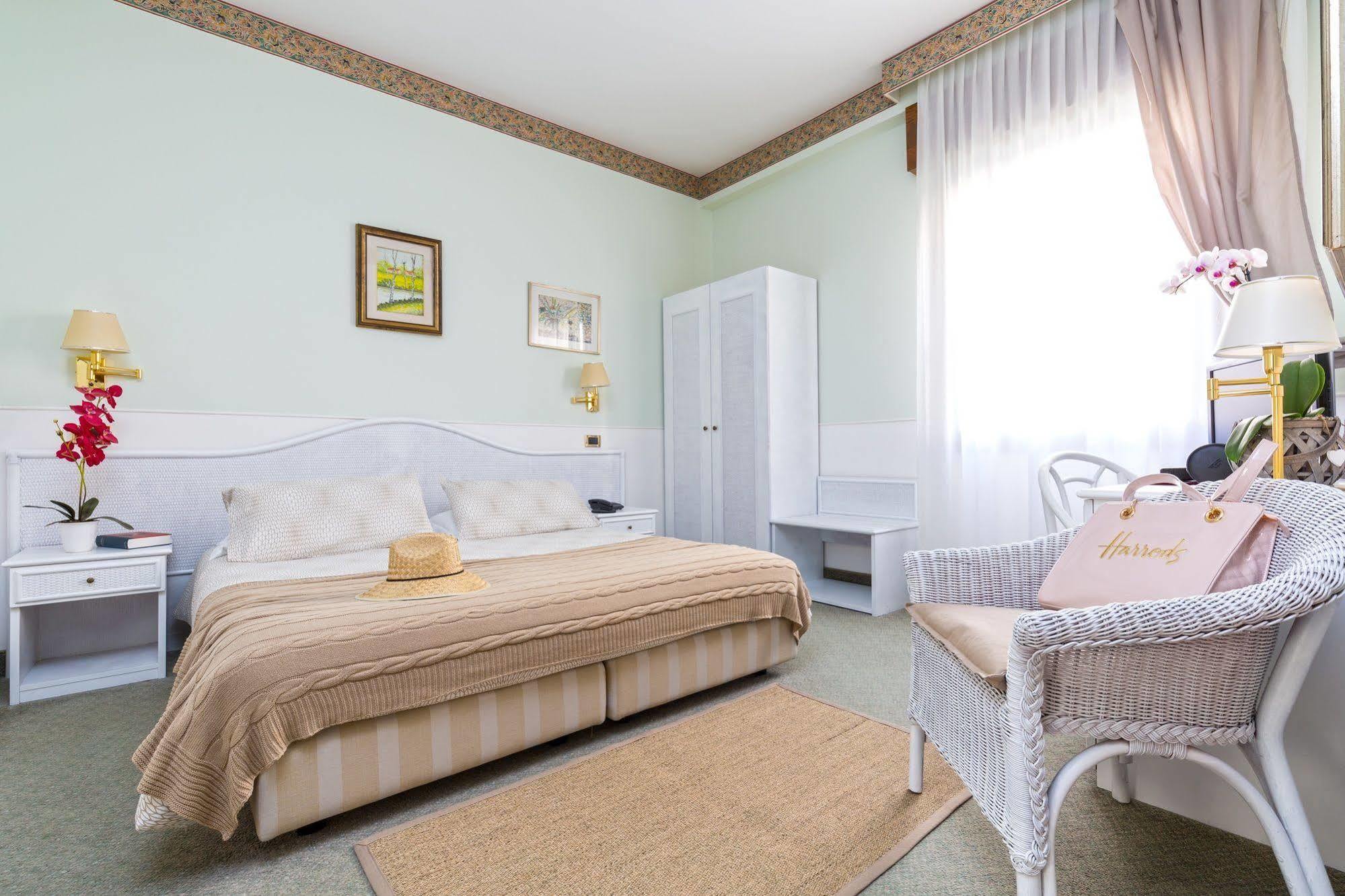 Hotel Villa Tiziana البندقية-ليدو المظهر الخارجي الصورة